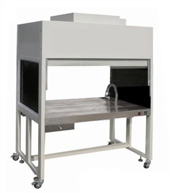 Laboratórna lavica s laminárnym prietokom vzduchu